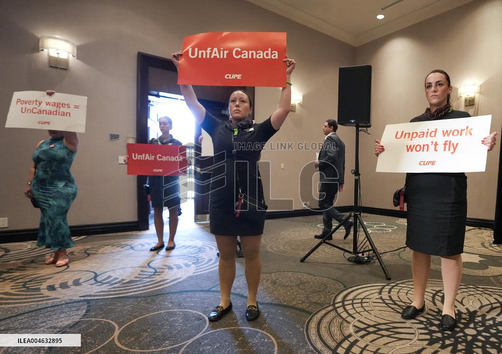 Air Canada Flight Attendants Disrupt Press Conference Amid Strike Threat - Toronto