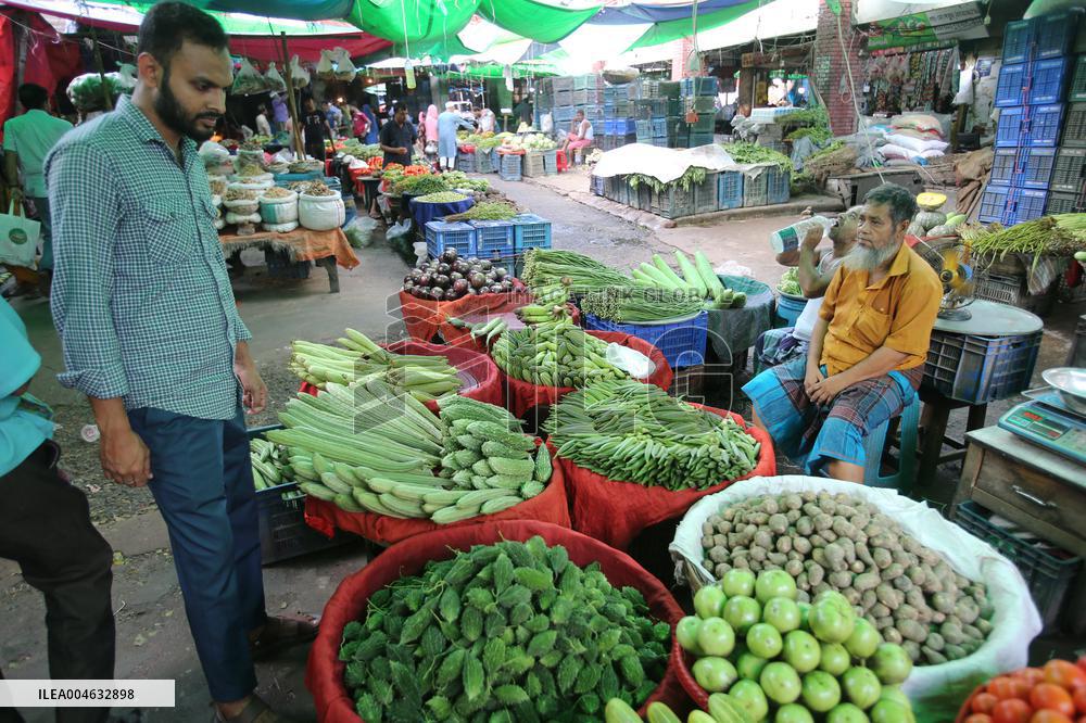 Dhaka's Karwan Bazar - Bangladesh