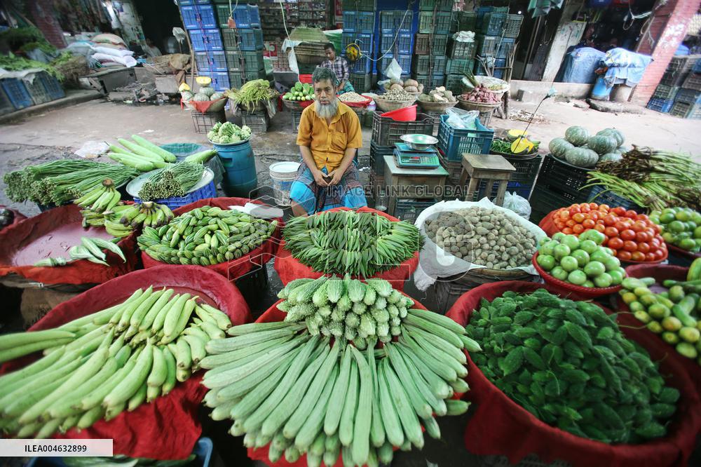 Dhaka's Karwan Bazar - Bangladesh