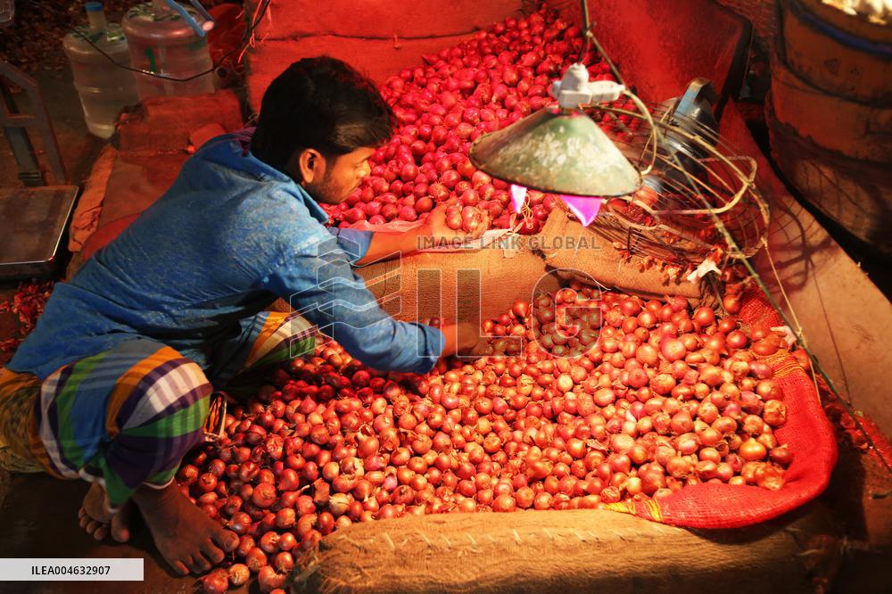 Dhaka's Karwan Bazar - Bangladesh