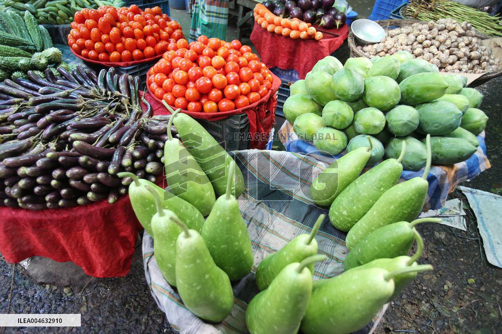 Dhaka's Karwan Bazar - Bangladesh