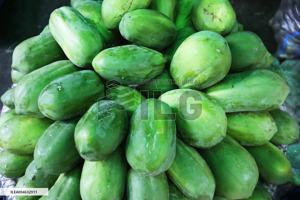 Dhaka's Karwan Bazar - Bangladesh