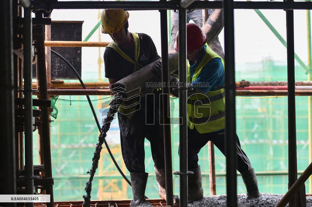 Sales Prices of Commercial Residential Properties in Chinese Cities