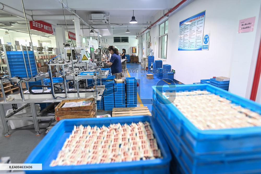 Electronic Component Manufacturing in Qingzhou