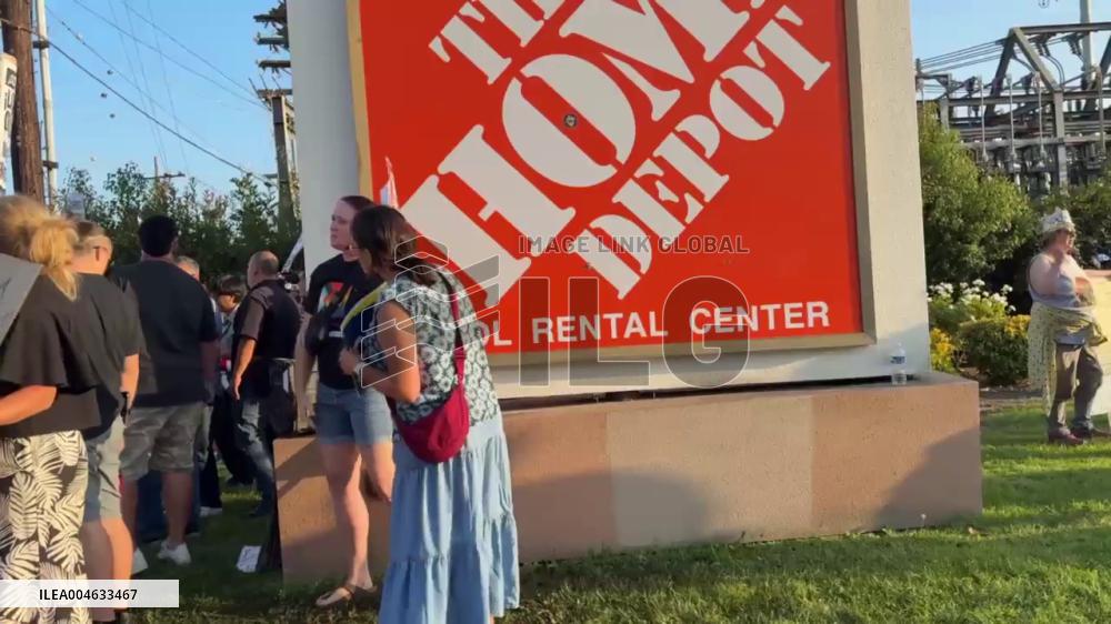 US: Protest Erupts After Man Killed Fleeing ICE Raid in Monrovia, California