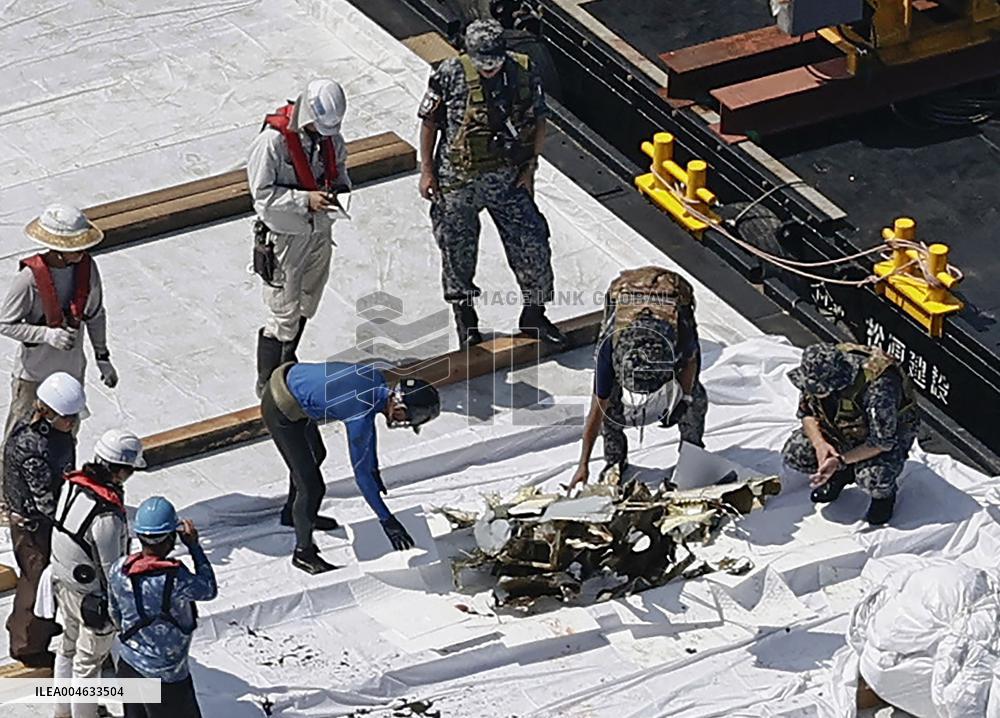 Part of crashed Japan defense force jet recovered