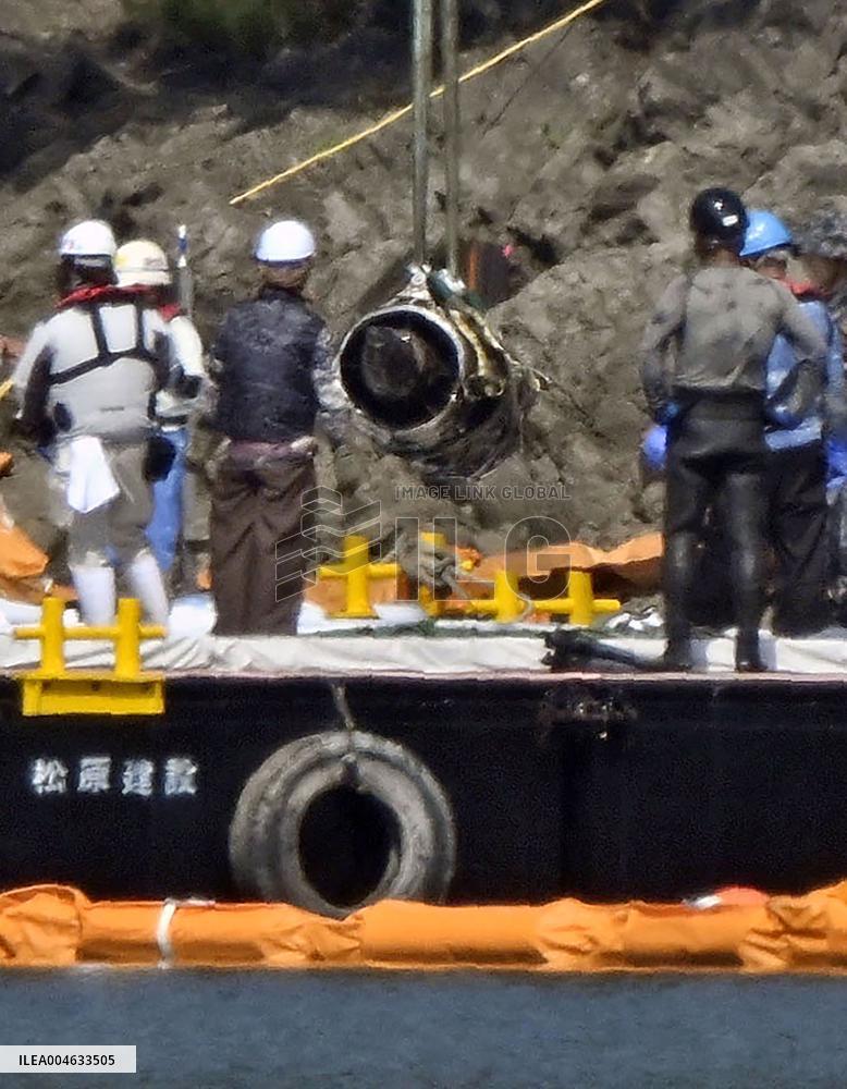 Part of crashed Japan defense force jet recovered
