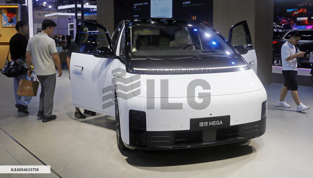 Li Auto MEGA