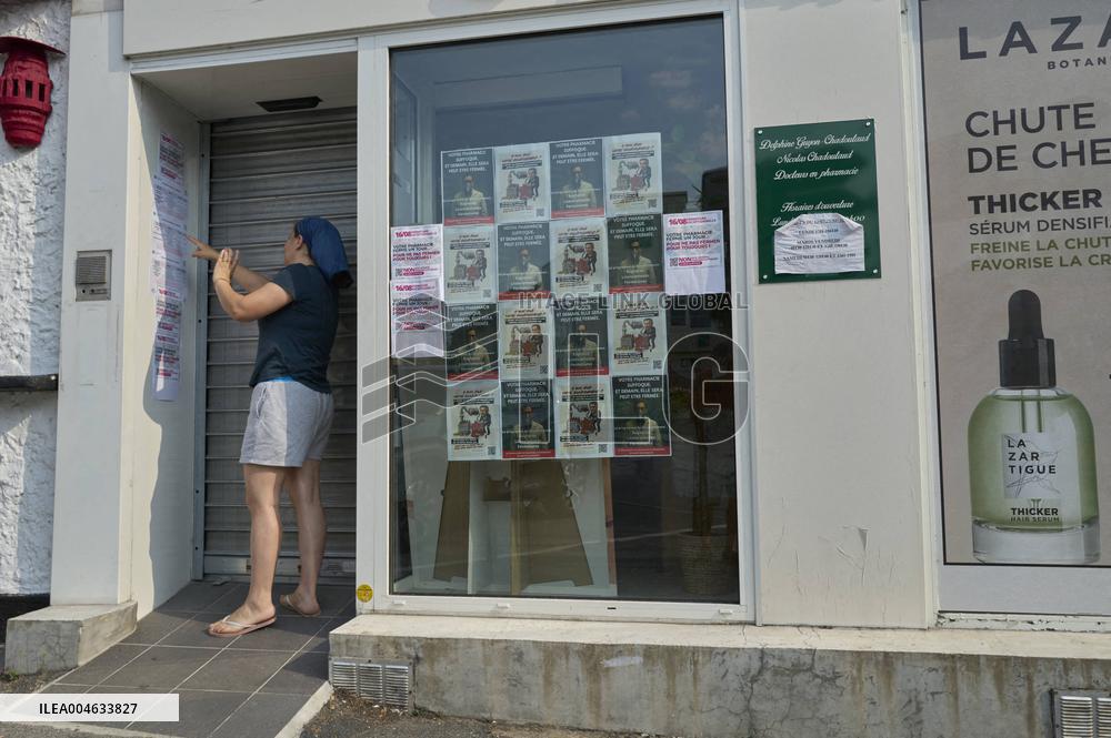 Illustration - 93% of French Pharmacies to Close on August 16 - France