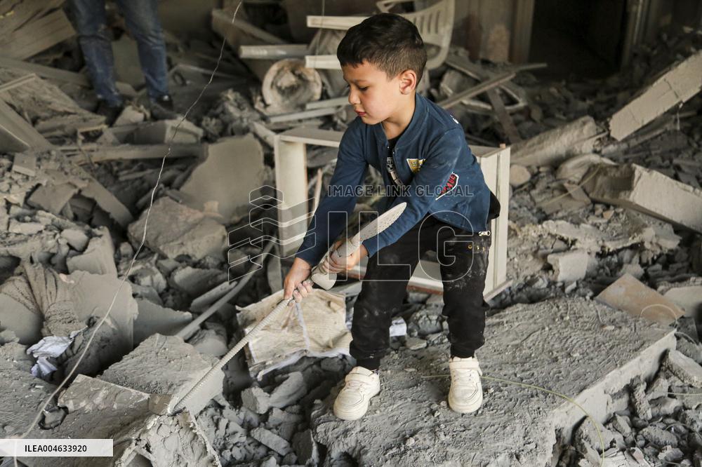 Israeli Forces Demolish Hebron Home - Palestine