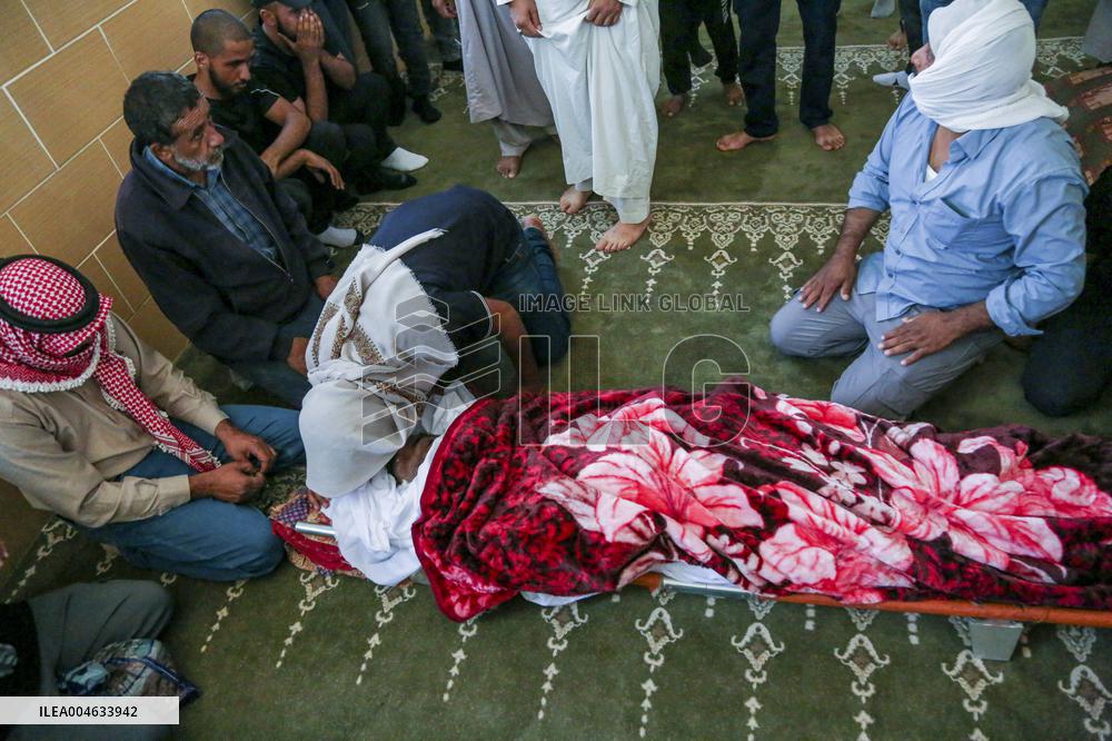 Palestinians Mourn Awda Al Hathalin