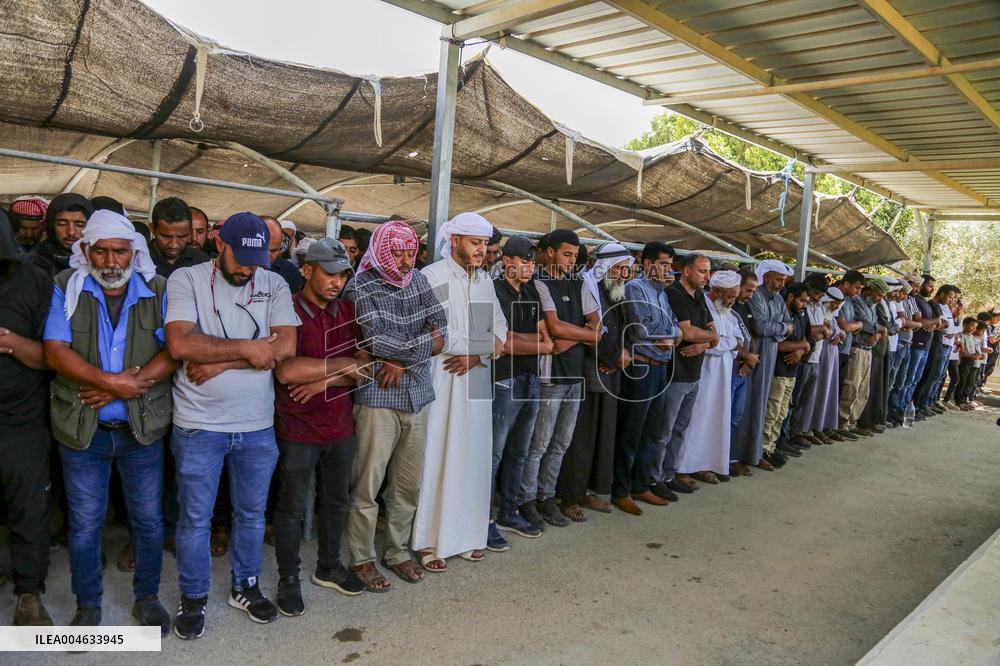 Palestinians Mourn Awda Al Hathalin