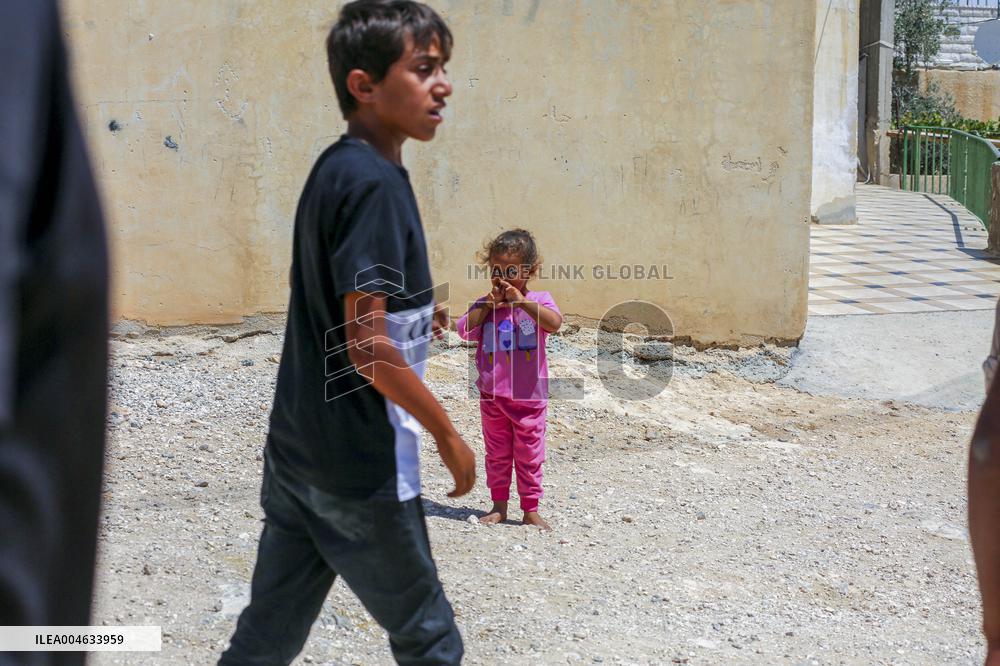 Palestinians Mourn Awda Al Hathalin