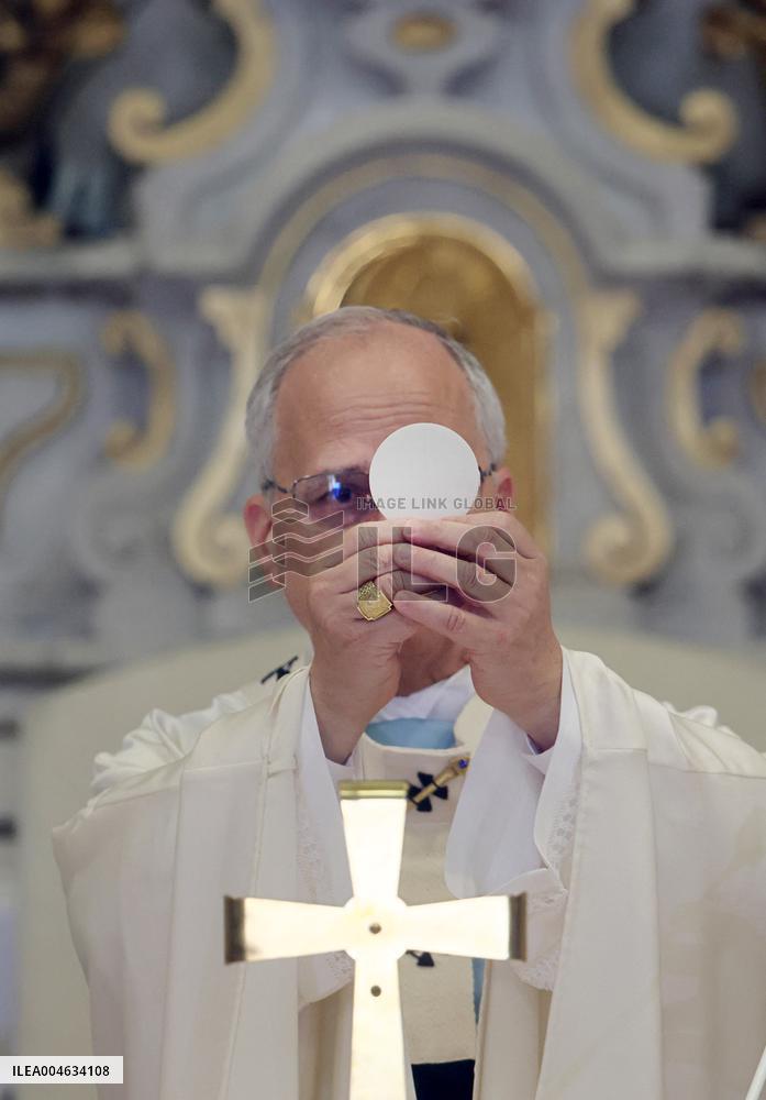 Pope Leo XIV Leads Mass Of The Assumption - Castel Gandolfo