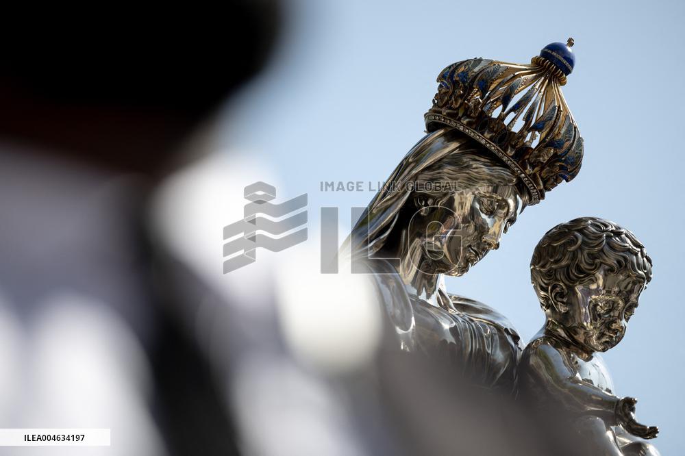 Assumption procession at Notre-Dame de Paris Cathedral - Paris AJ
