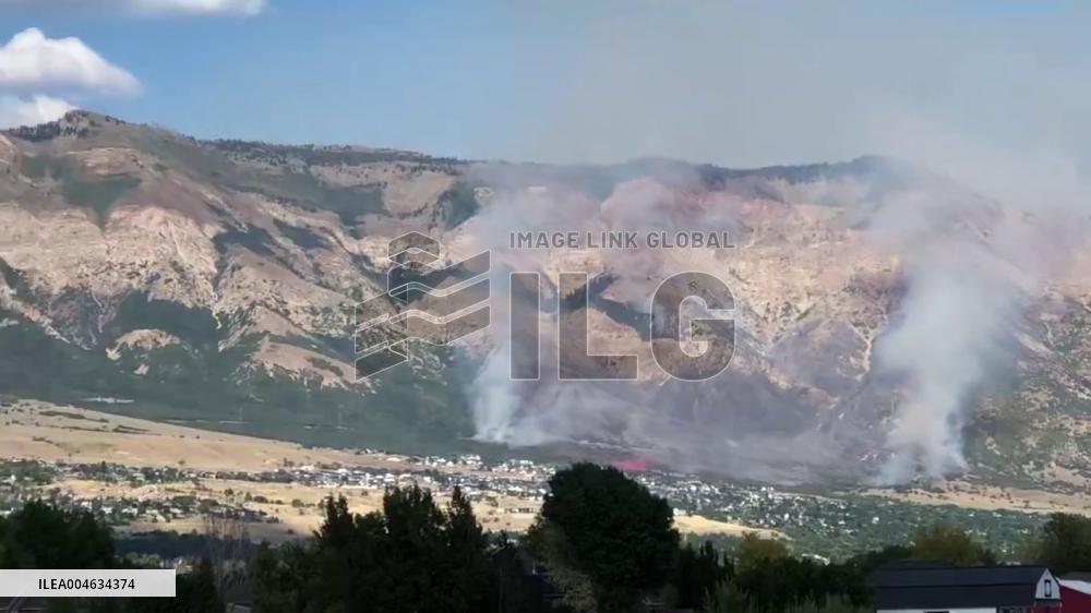 US: Wildfire Prompts Evacuations and Power Outages in North Ogden, Utah 5