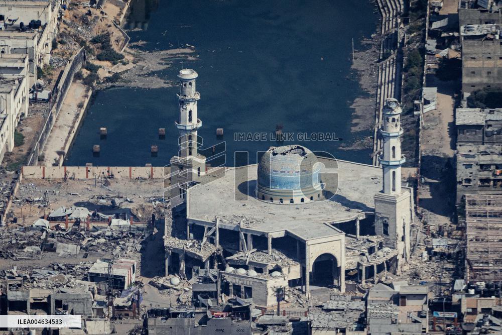 Jordanian Airdrop Aid in Gaza - Gaza