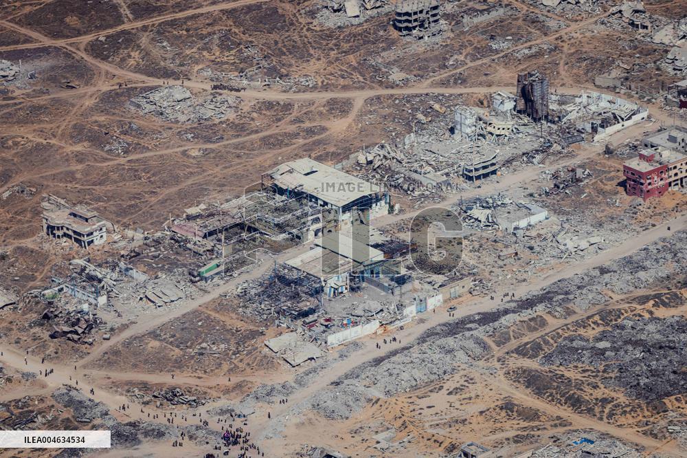 Jordanian Airdrop Aid in Gaza - Gaza