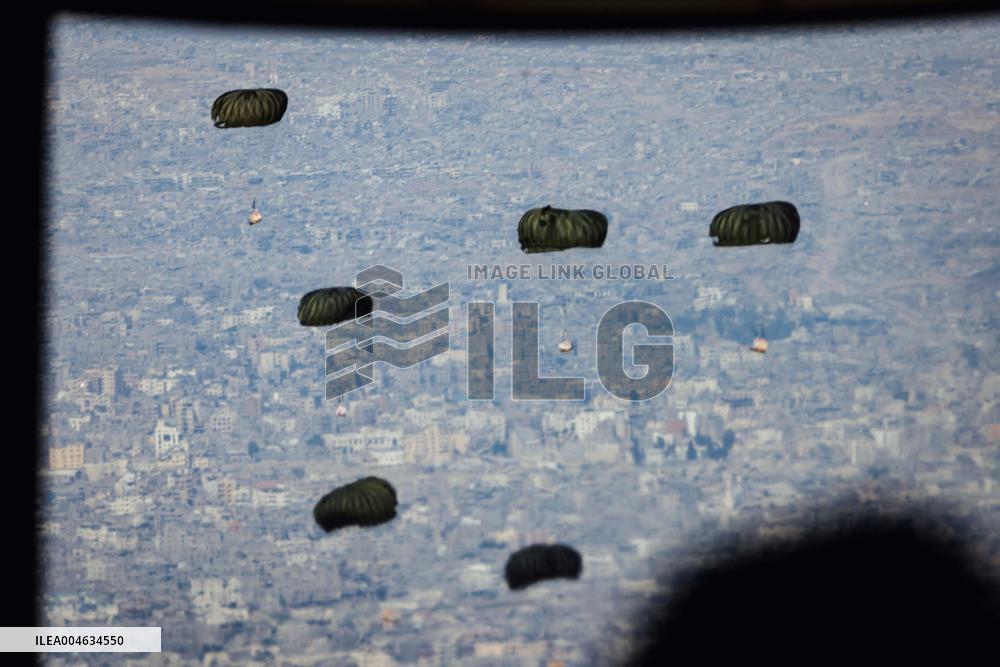 Jordanian Airdrop Aid in Gaza - Gaza