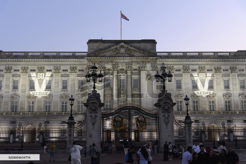 London Lights Up for 80th VJ Day Commemoration - UK