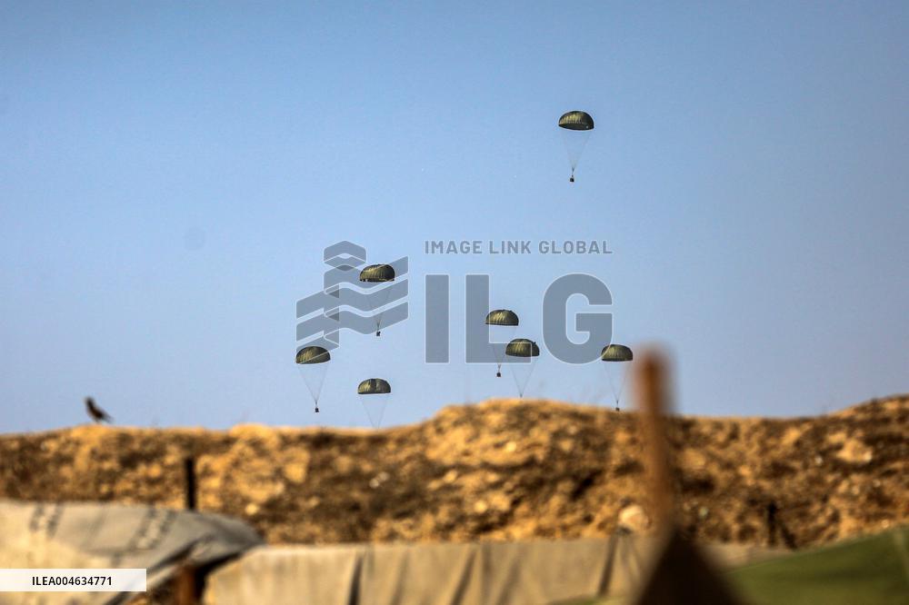 Gaza City Food Aid Airdrop - Gaza