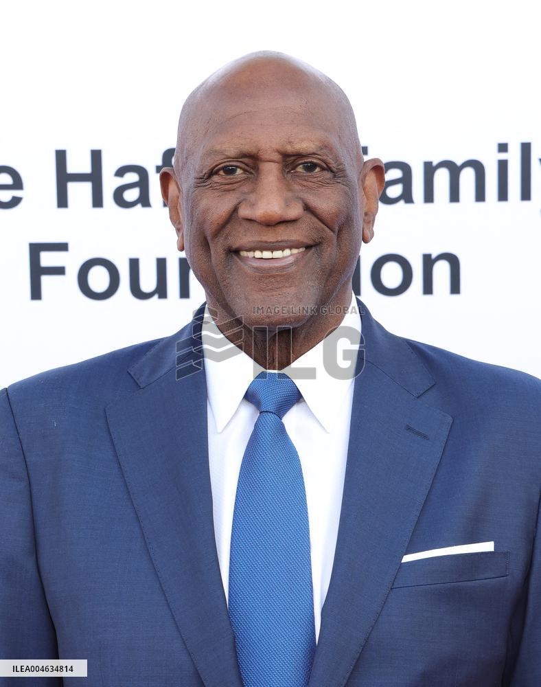 Harold and Carole Pump Foundation 25th Anniversary - Beverly Hills