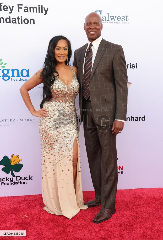 Harold and Carole Pump Foundation 25th Anniversary - Beverly Hills