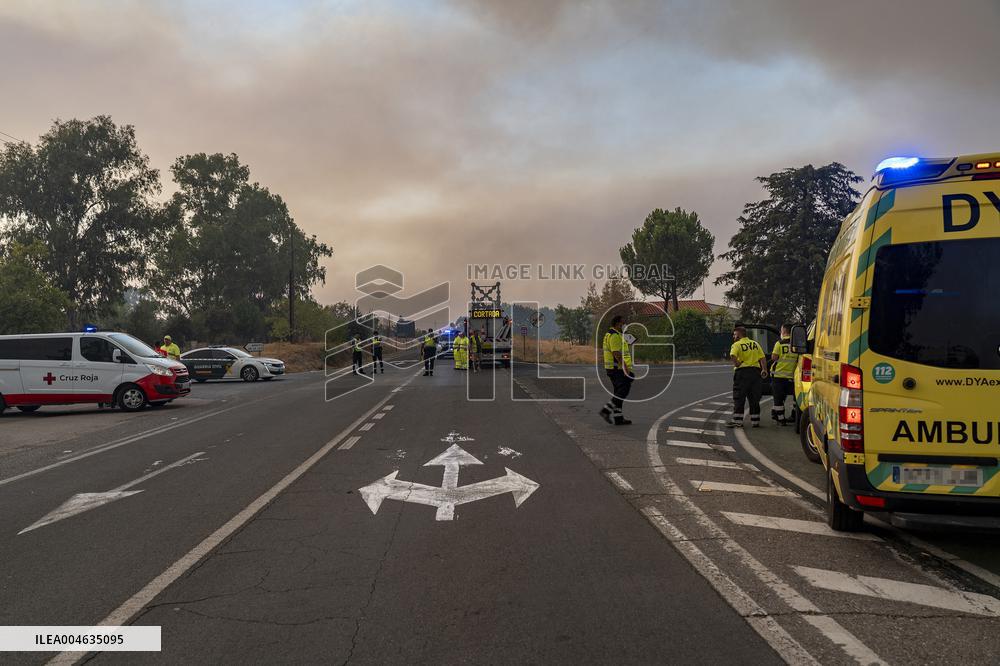 Aliseda Fire Destroys Homes in Las Vinas de la Mata - Spain