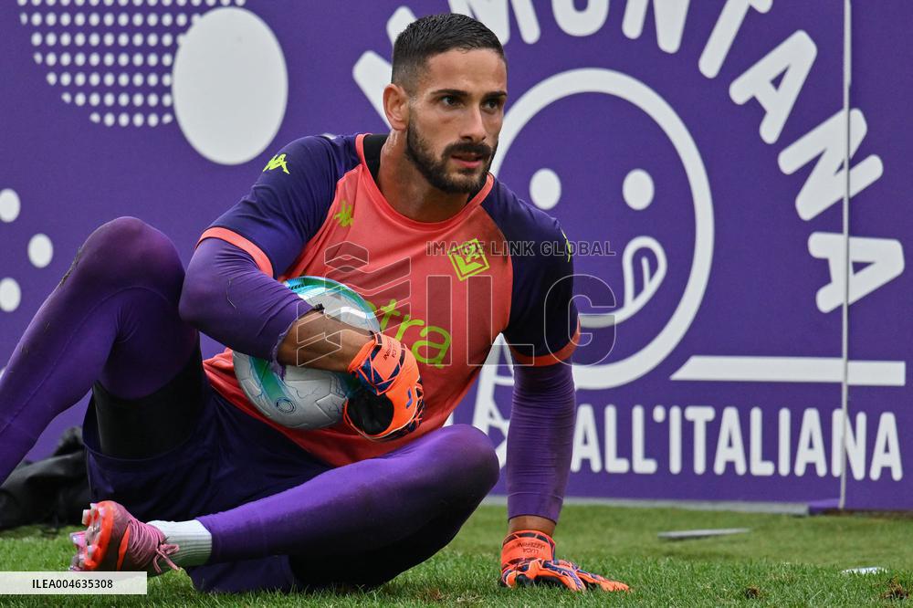 CALCIO - Amichevole - ACF Fiorentina vs Japan University FA