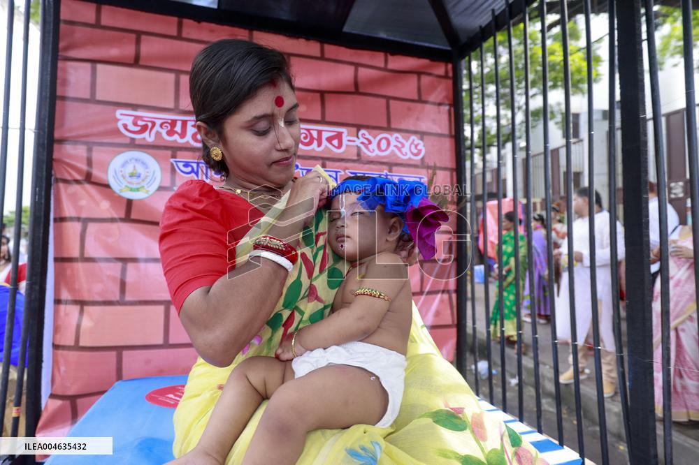 Hindus Celebrate The Birth of Hindu God Lord Krishna - Dhaka