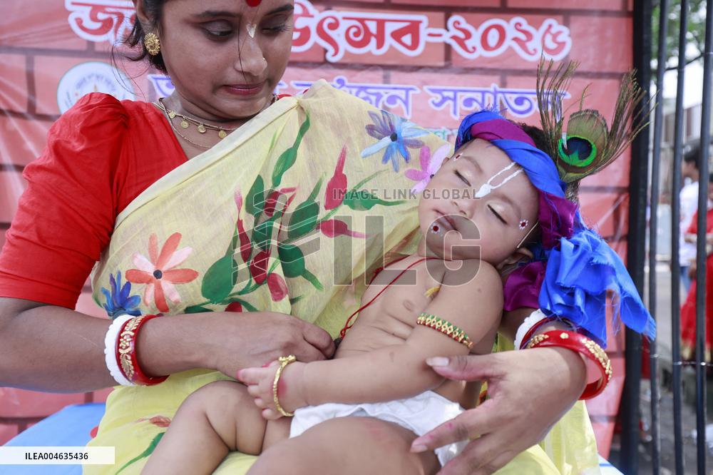 Hindus Celebrate The Birth of Hindu God Lord Krishna - Dhaka