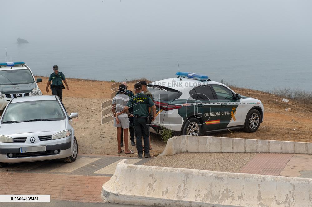 Hundreds Of Migrants Try To Swim Into Ceuta On A Night Of High Migratory Pressure - Spain