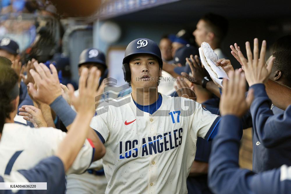 Baseball: Padres vs. Dodgers