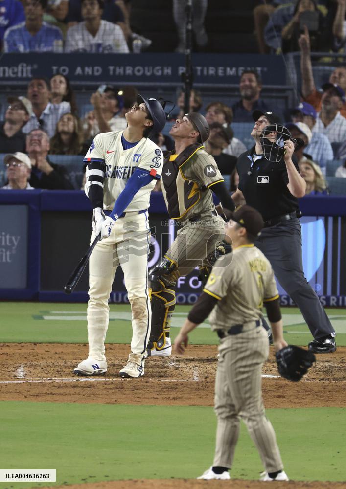 Baseball: Padres vs. Dodgers
