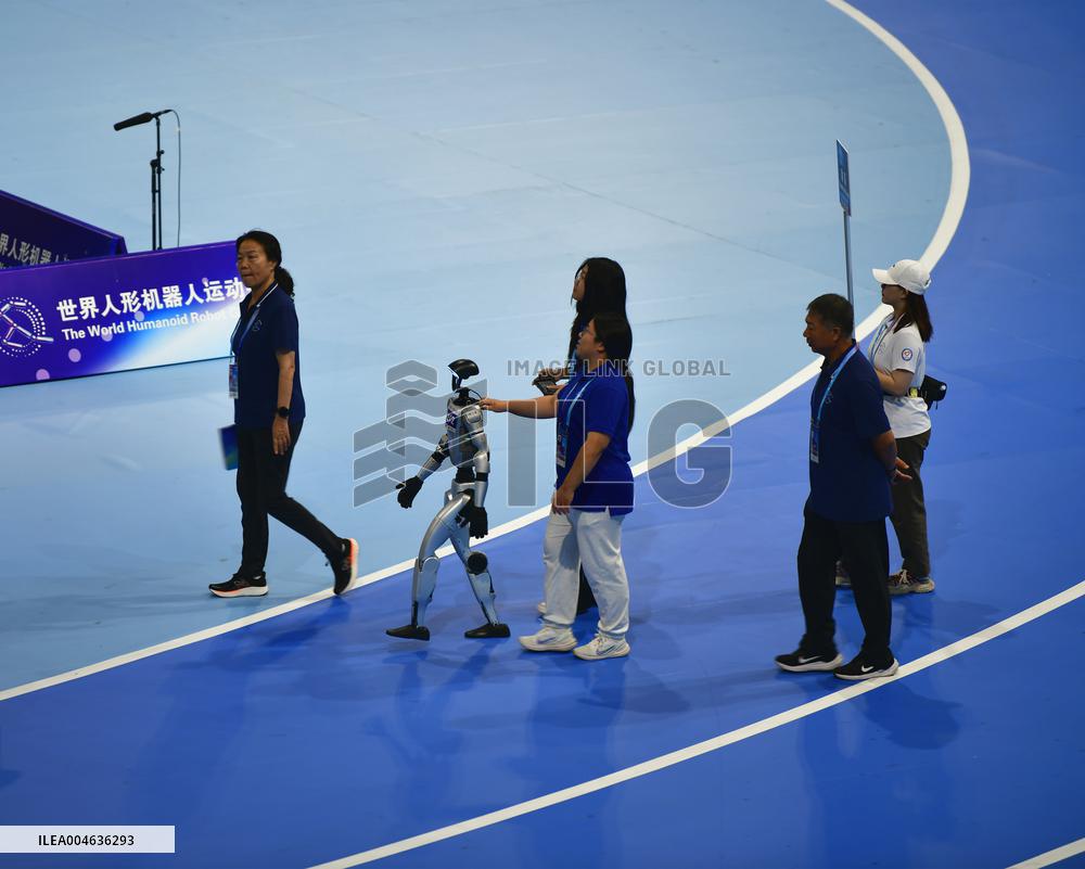 First World Humanoid Robot Games in Beijing