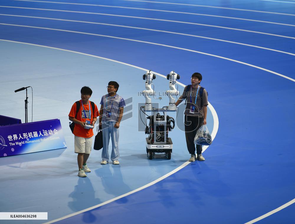 First World Humanoid Robot Games in Beijing