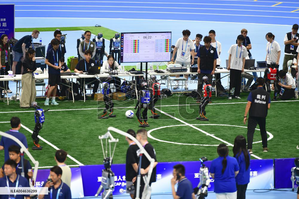 First World Humanoid Robot Games in Beijing
