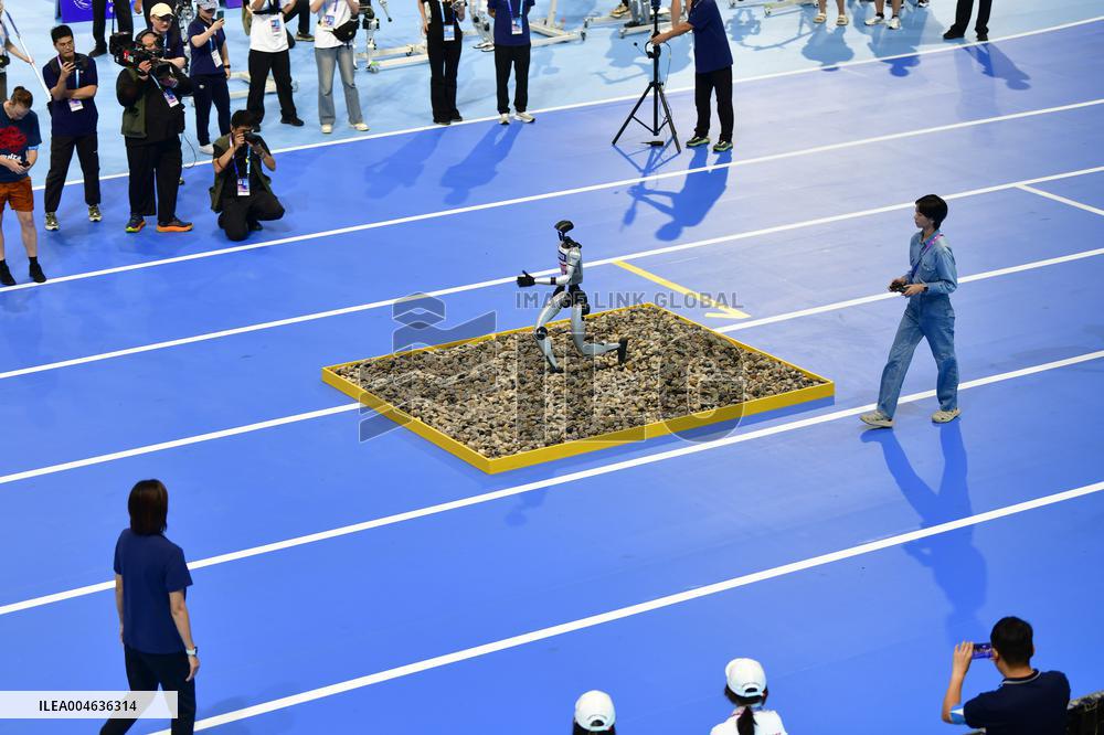 First World Humanoid Robot Games in Beijing