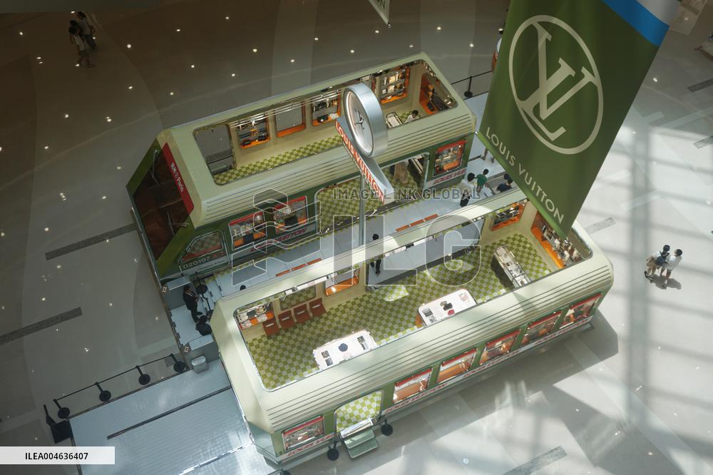 LV Express Pop-up Store in Hangzhou