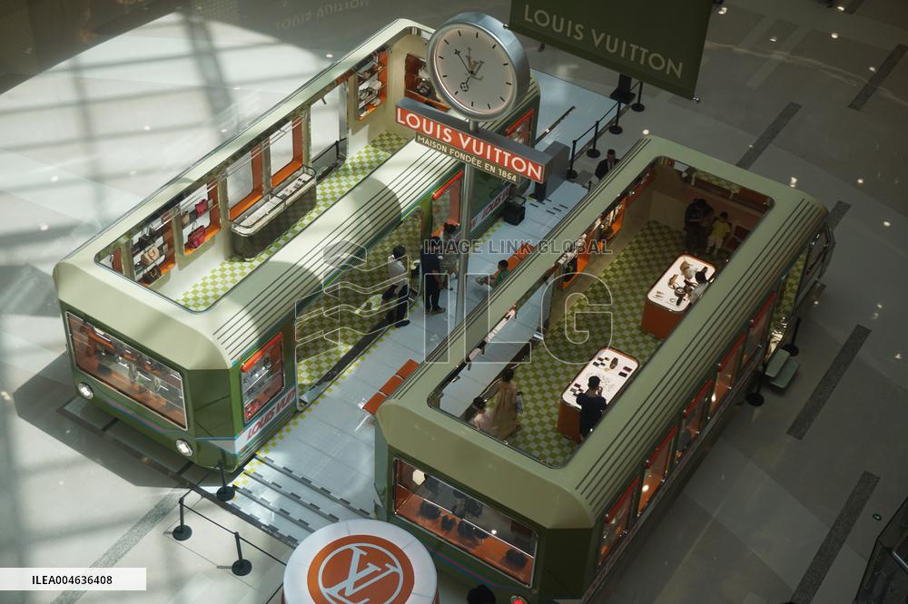 LV Express Pop-up Store in Hangzhou