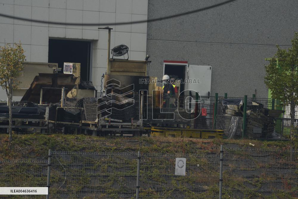 40 Municipalities Lack Garbage Collection After A Rúa Fire - Spain