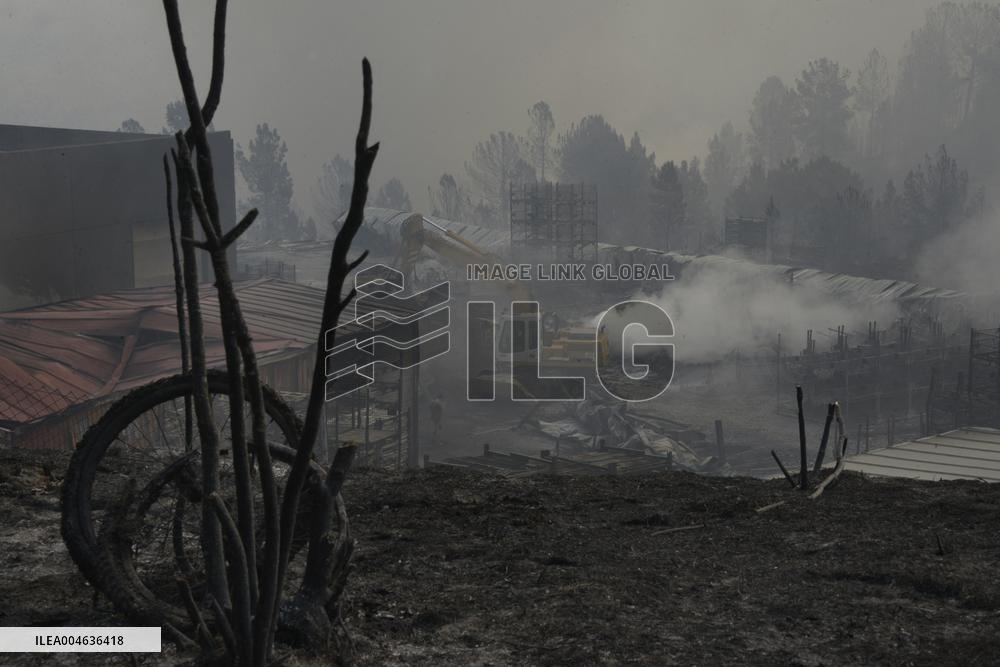 40 Municipalities Lack Garbage Collection After A Rúa Fire - Spain
