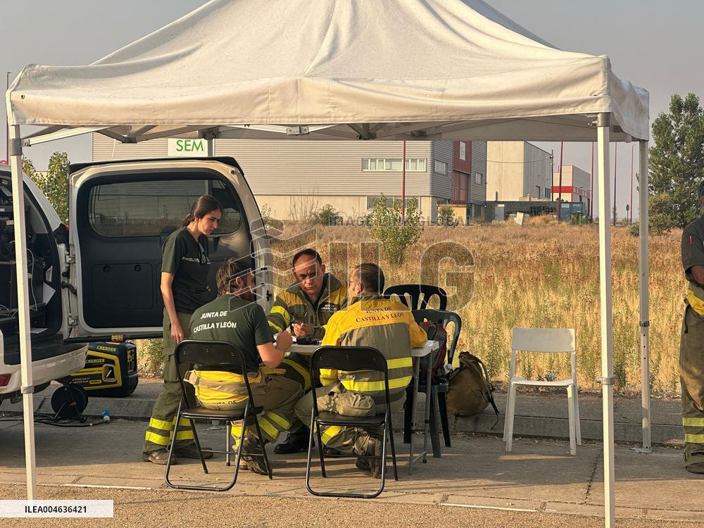 Castilla y León Reports Over 20 Active Fires - Spain