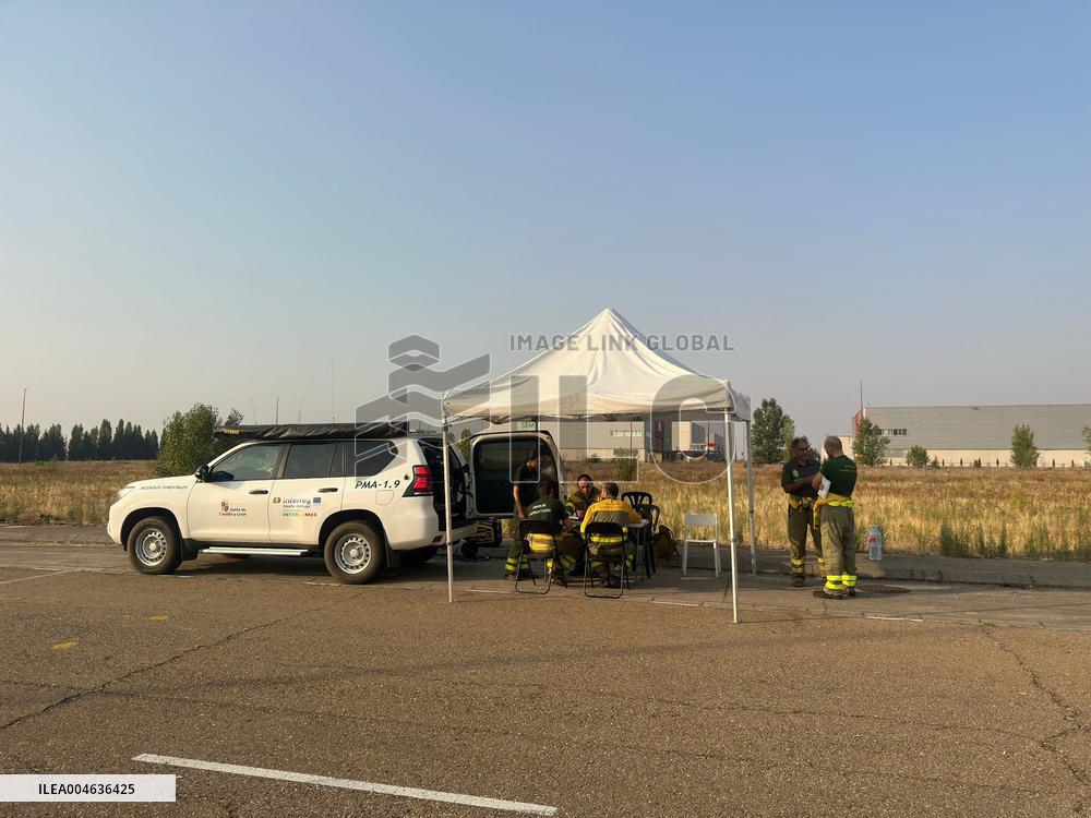 Castilla y León Reports Over 20 Active Fires - Spain