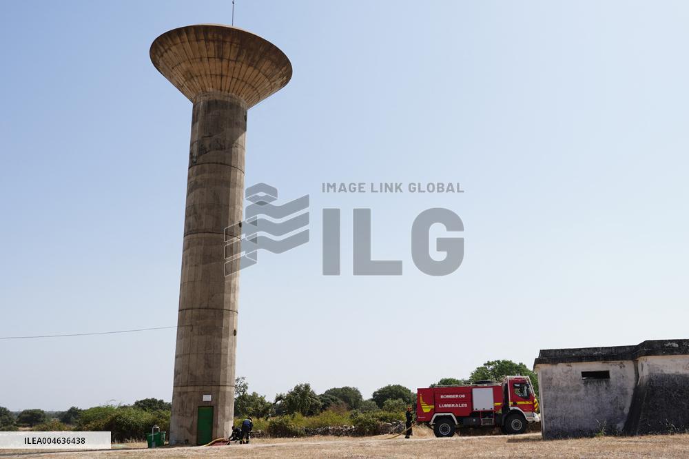 Fires in Cipérez and El Payo Spread Amid Wind and Heat - Spain