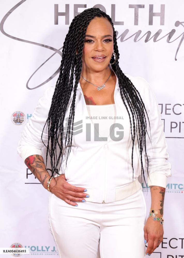 Project Pit's Maternal Health Summit Honors Halle Bailey And Faith Evans - LA