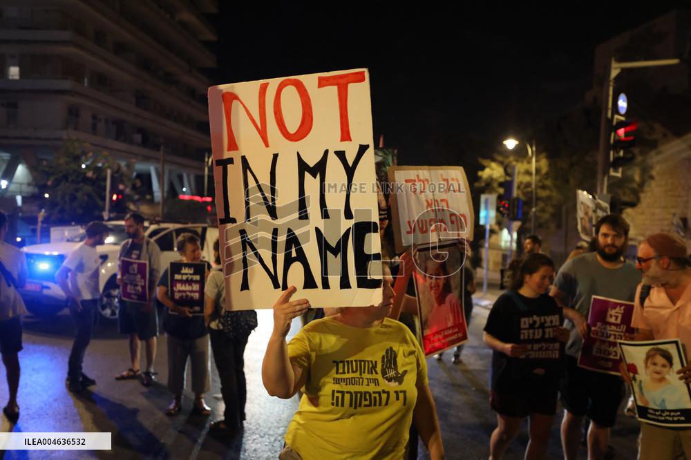 Rally in Jerusalem Supports Gaza - Israel