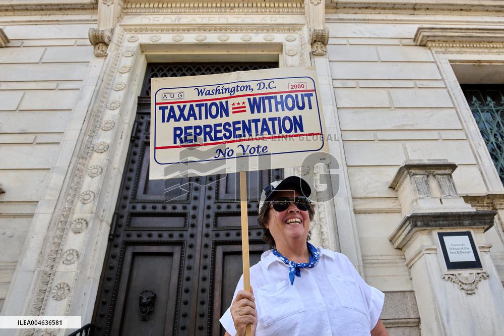 Protests Against The Deploy of National Guard Troops - Washington DC