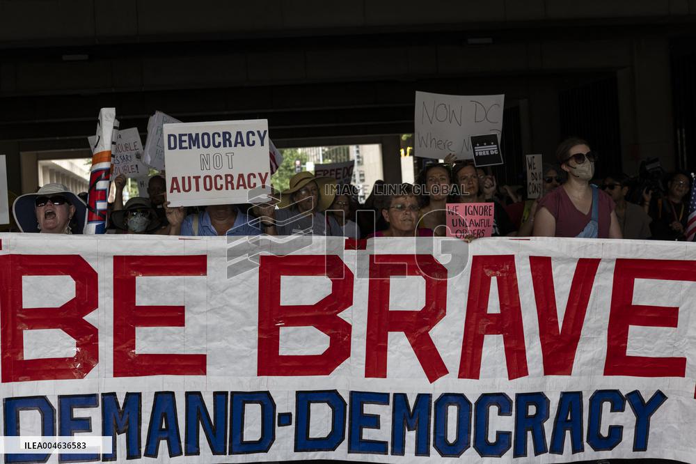 Protests Against The Deploy of National Guard Troops - Washington DC