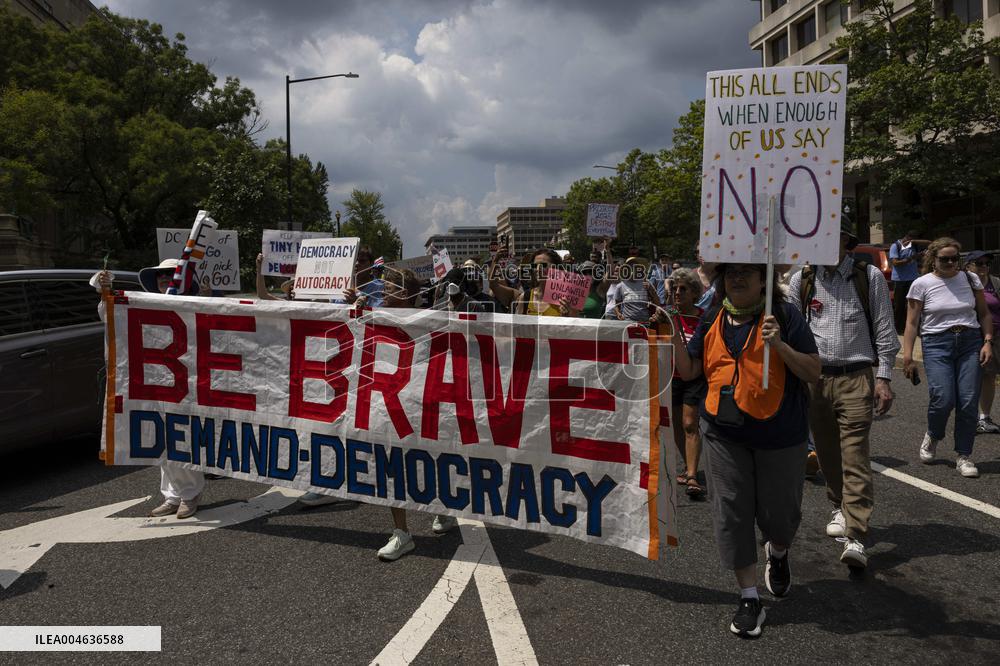 Protests Against The Deploy of National Guard Troops - Washington DC